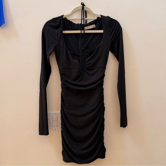 ✨ Bec + Bridge Myla Mini Dress ✨ - Picture 6 of 9